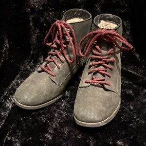 UGG Gray Ankle Boots with Red Laces